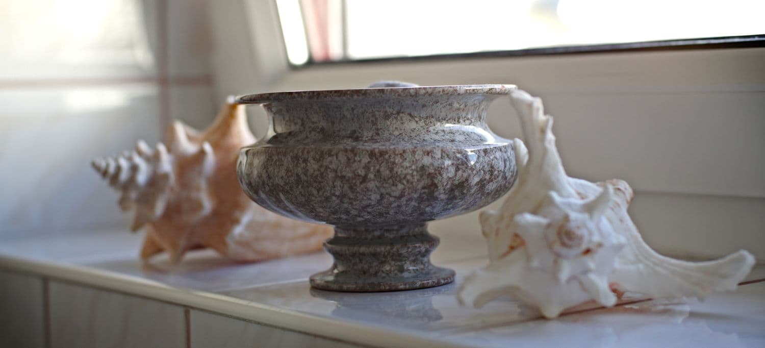 Details of the bathroom